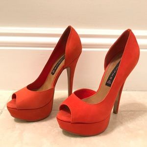 Steve Madden burnt orange platform heels